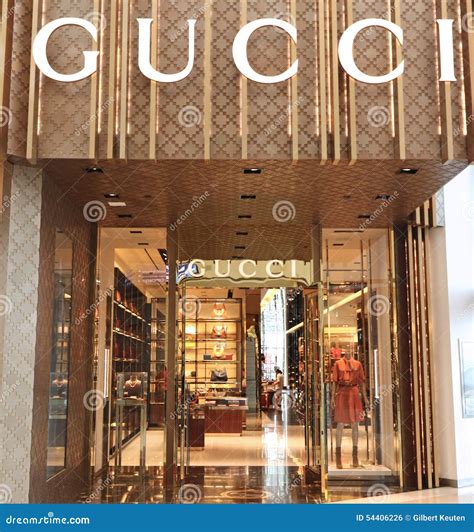 gucci shop in las vegas.